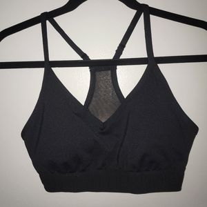 PINK Ultimate Lighty Lined Sportsbra- Black - MED